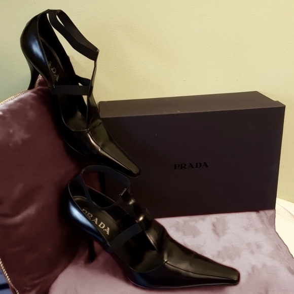 Prada Shoe - Picture 3 of 5